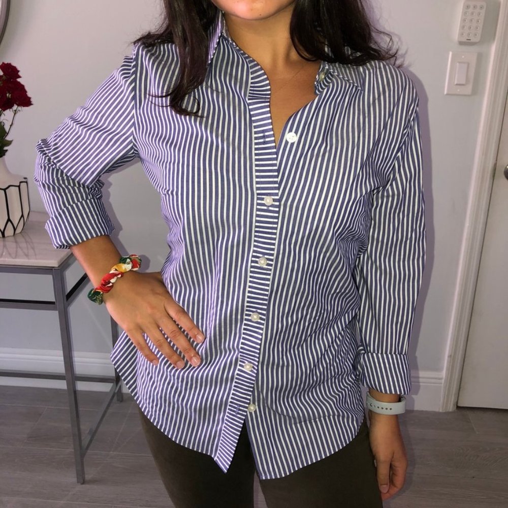 Banana Republic Professional Button Down Blouse